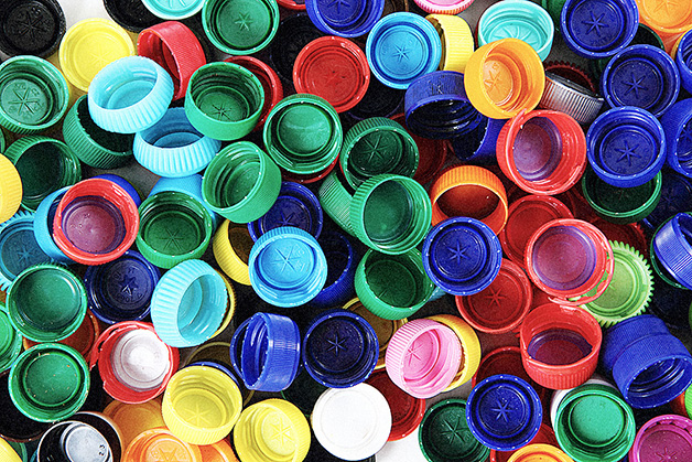 3057700-inline-i-1-plastic-eating-bacteria